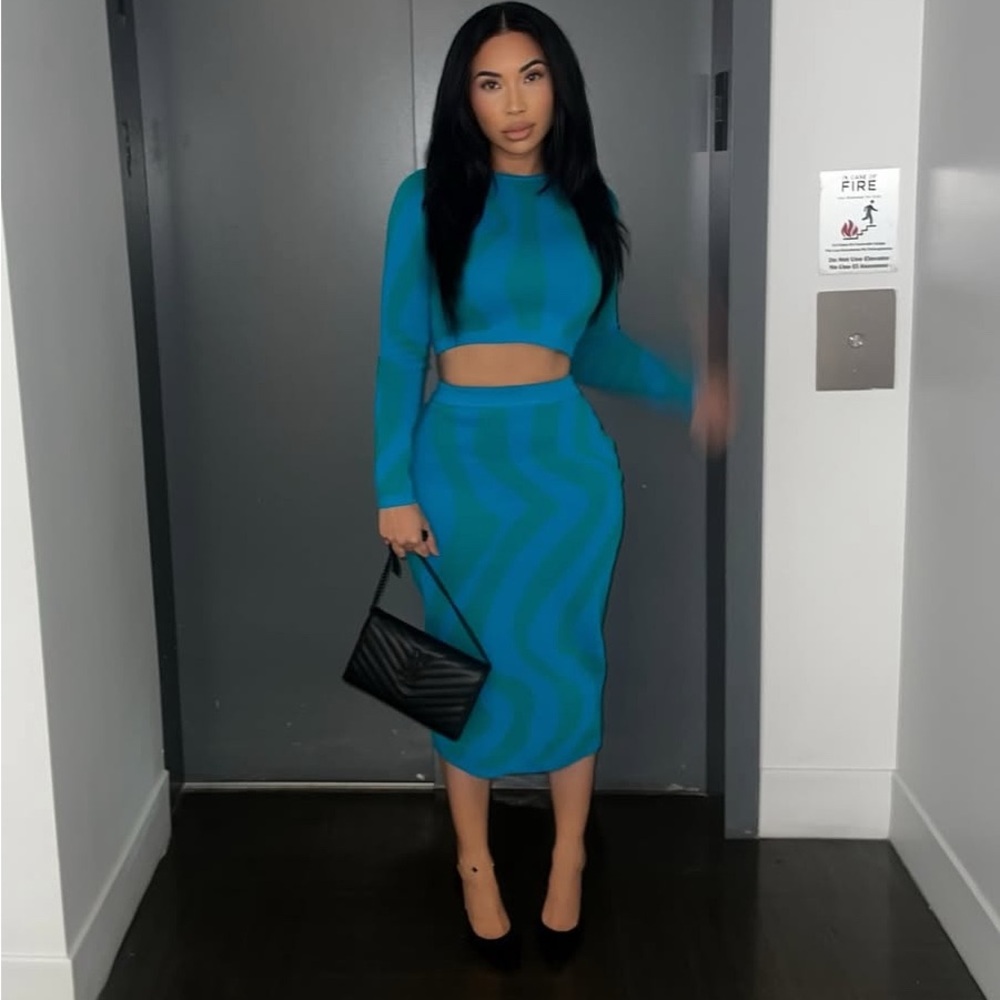 Timing Blue Midi Pencil Skirt Set for Night Out